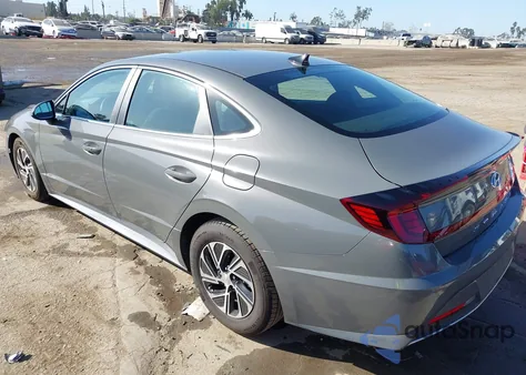 2021 Hyundai Sonata Blue z USA, uszkodzony, nr VIN KMHL24JJ2MA033387